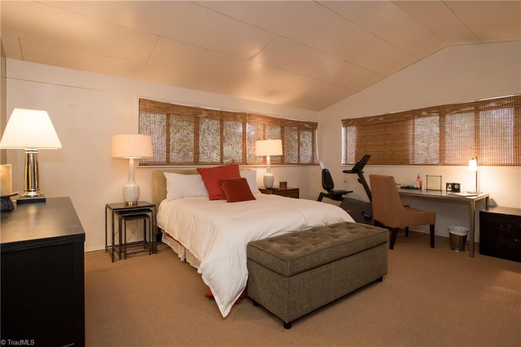 402 Shadow Valley Road High Point, NC 27262 - Photo 20 of 29 Gallery Image 20
