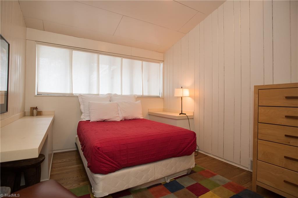 402 Shadow Valley Road High Point, NC 27262 - Photo 25 of 29 Gallery Image 25