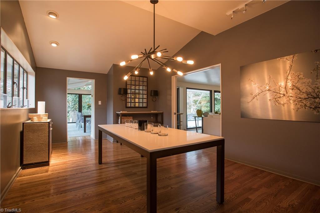 402 Shadow Valley Road High Point, NC 27262 - Photo 10 of 29 Gallery Image 10