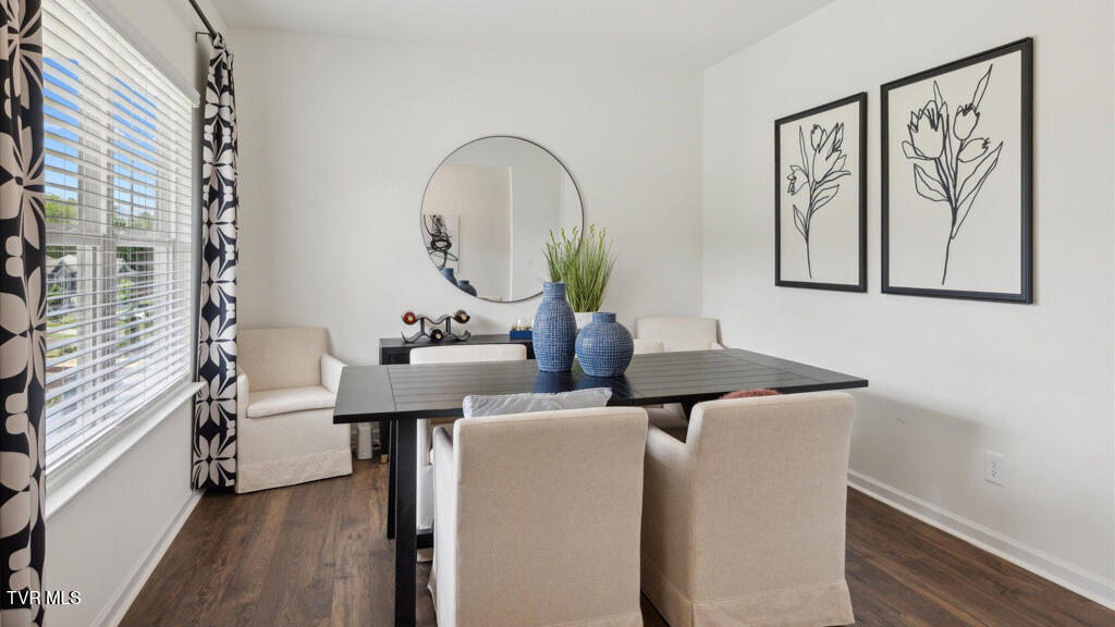 583 Fieldcrest Road Blountville, TN 37617 - Photo 16 of 28 14 Formal Dining