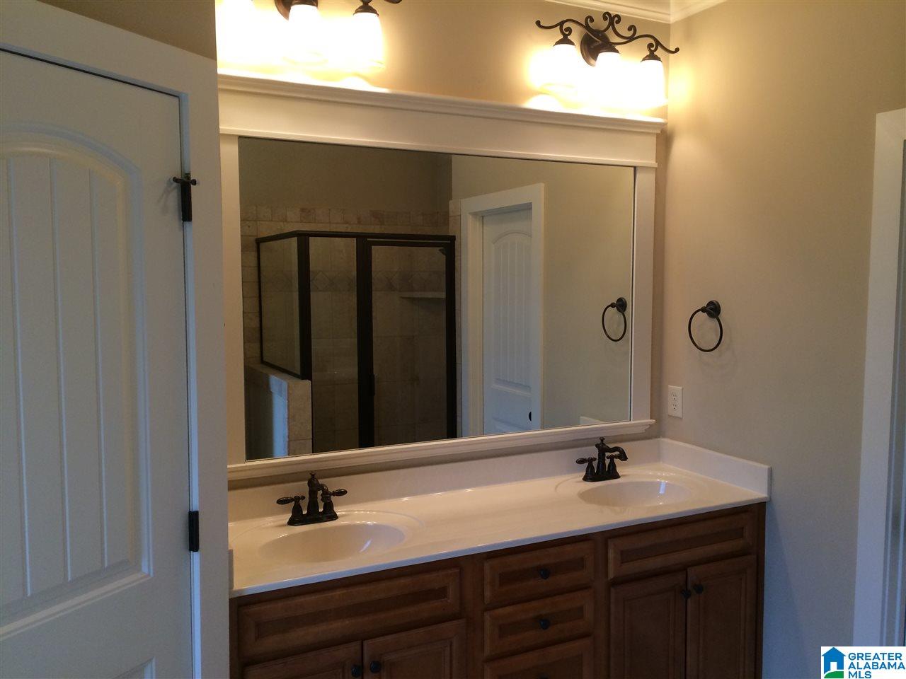 652 Flag Circle Birmingham, AL 35226 - Photo 16 of 21