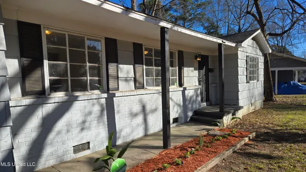 $1,600 | 512 Woodward Avenue, Jackson, MS 39206
