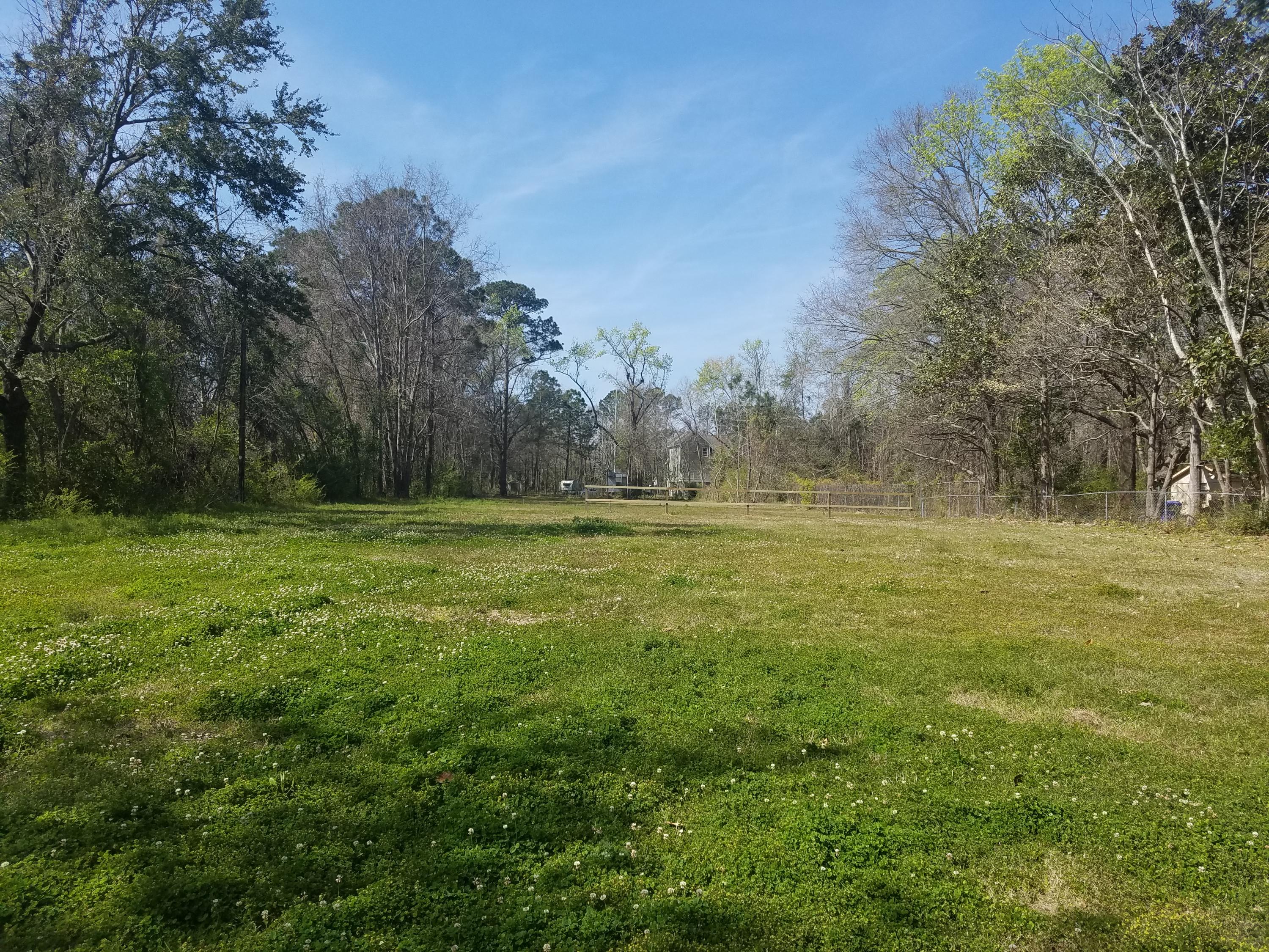 523 Fleming Road Charleston, SC 29412 - Photo 2 of 2 521 Fleminng