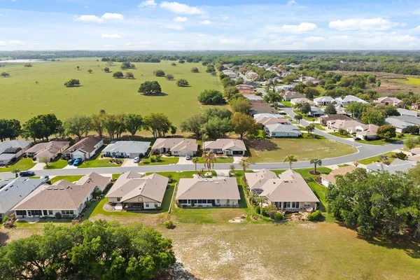 $359,000 | 21127 Royal St Georges Lane, Leesburg, FL 34748