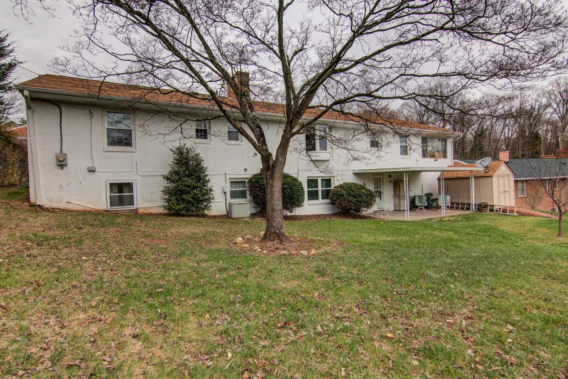 2530 Inglewood Road Southwest Roanoke, VA 24015 - Photo 35 of 35 033-262862-IMG_9897_898_899_900_901_6051