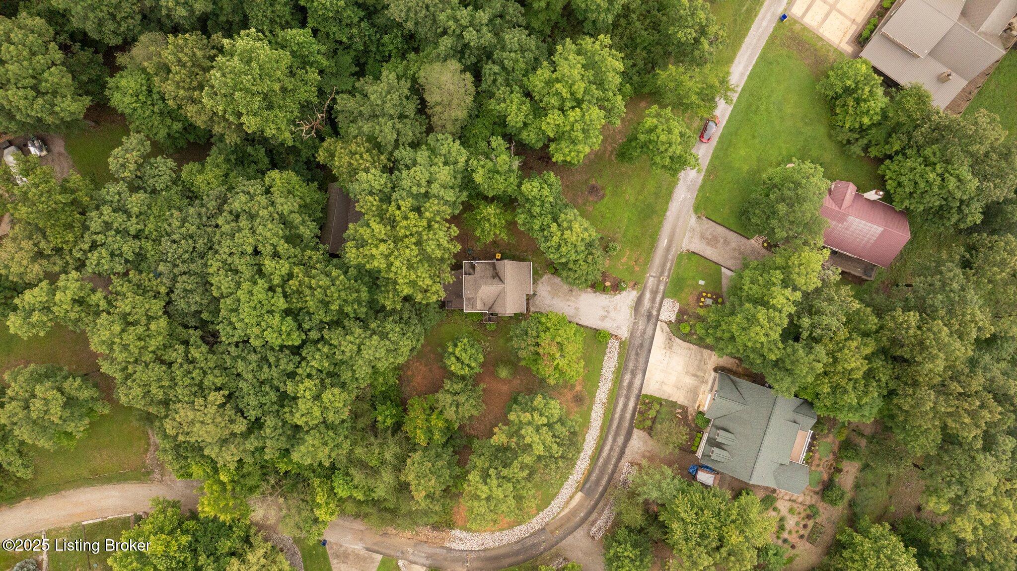 171 Cedar Point Road Bee Spring, KY 42207 - Photo 31 of 42 8-web-or-mls-DJI_20250619080856_0936_D
