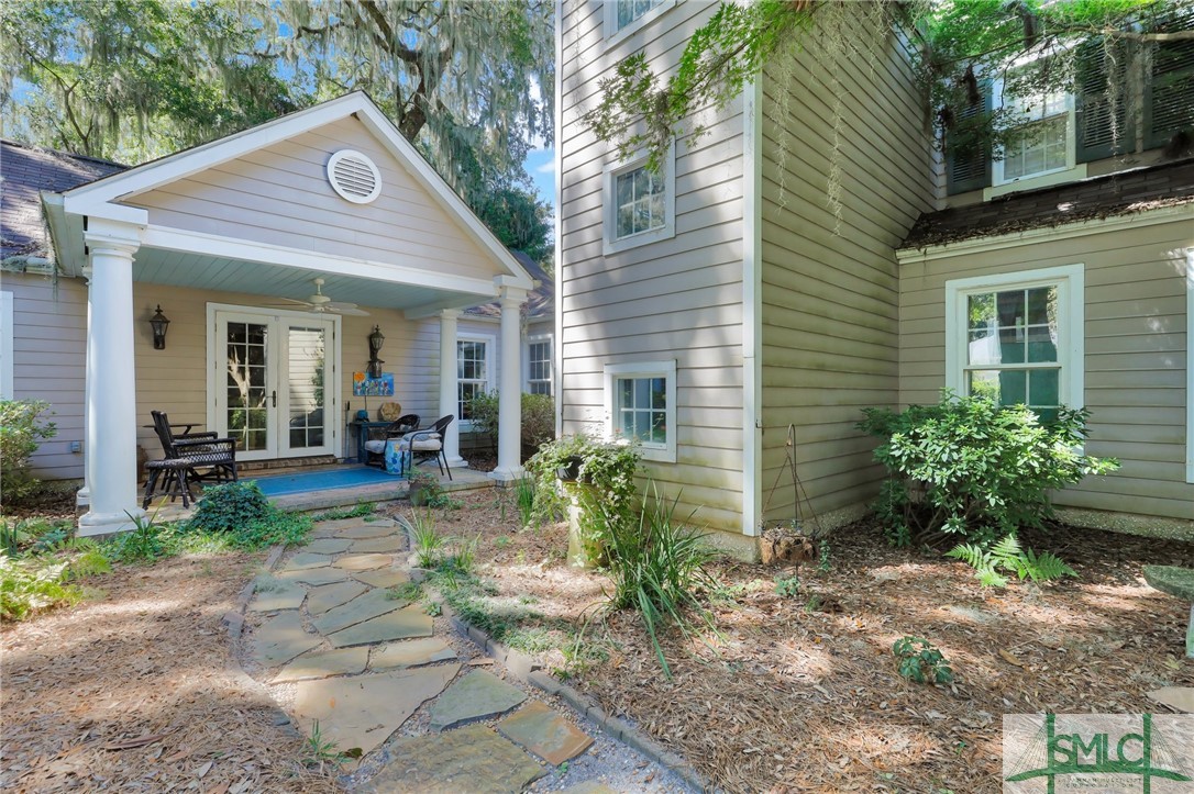 9 Dr Louis Way Savannah, GA 31411 - Photo 3 of 45