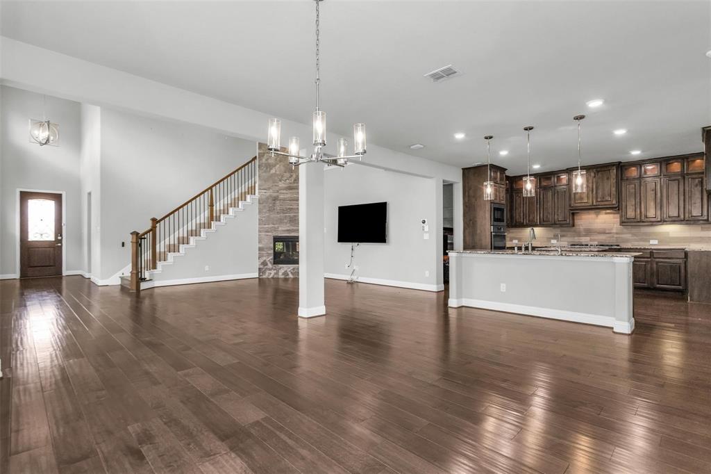 6333 Hall Road Frisco, TX 75034 - Photo 10 of 38 Gallery Image 10
