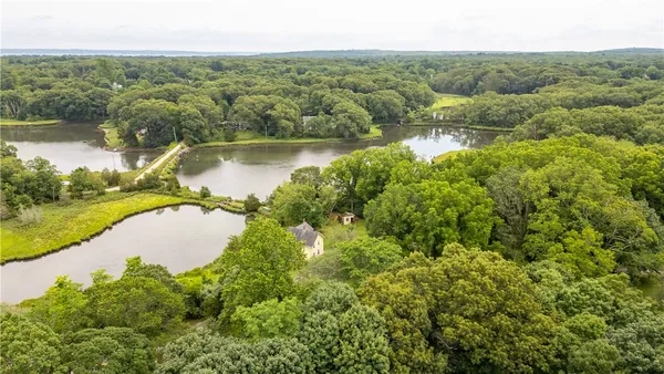 $2,500,000 | 194 Phillips Street, North Kingstown, RI 02852