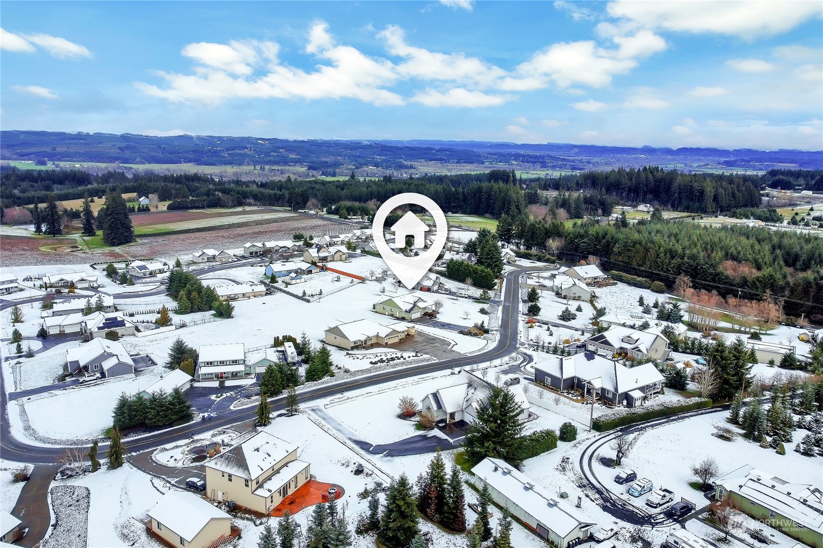 183 Garrett Loop Chehalis, WA 98532 - Photo 27 of 35 a view of a lake with a mountain