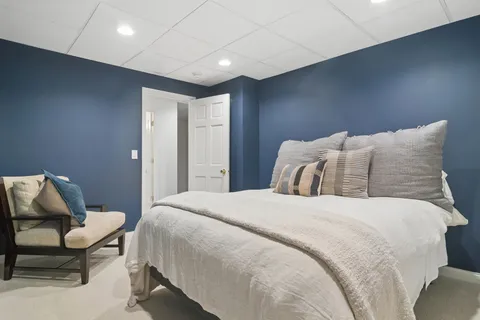 $1,299,000 | 672 Balmoral Court, Lake Forest, IL 60045