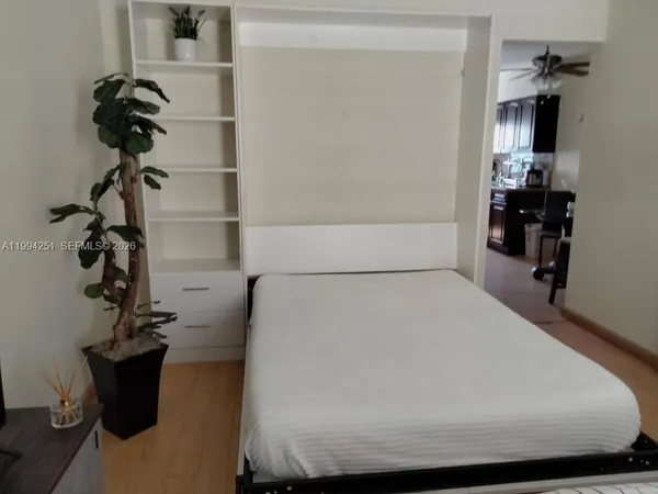 $2,100 | 4015 Indian Creek Drive, Unit 302, Miami Beach, FL 33140