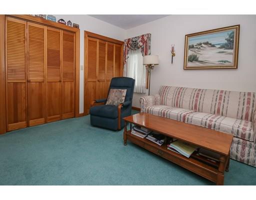 7 Evergreen Lane Hanover, MA 02339 - Photo 20 of 20 a living room with furniture
