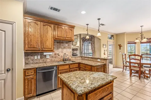 $564,900 | 10044 Dennehy Drive, Talty, TX 75126