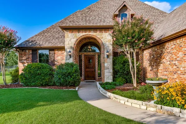 $564,900 | 10044 Dennehy Drive, Talty, TX 75126