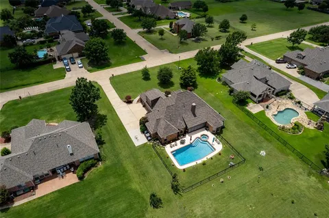 $564,900 | 10044 Dennehy Drive, Talty, TX 75126