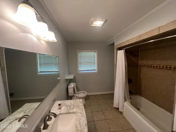 $1,650 | 2308 West Gloria Switch Road, Carencro, LA 70520