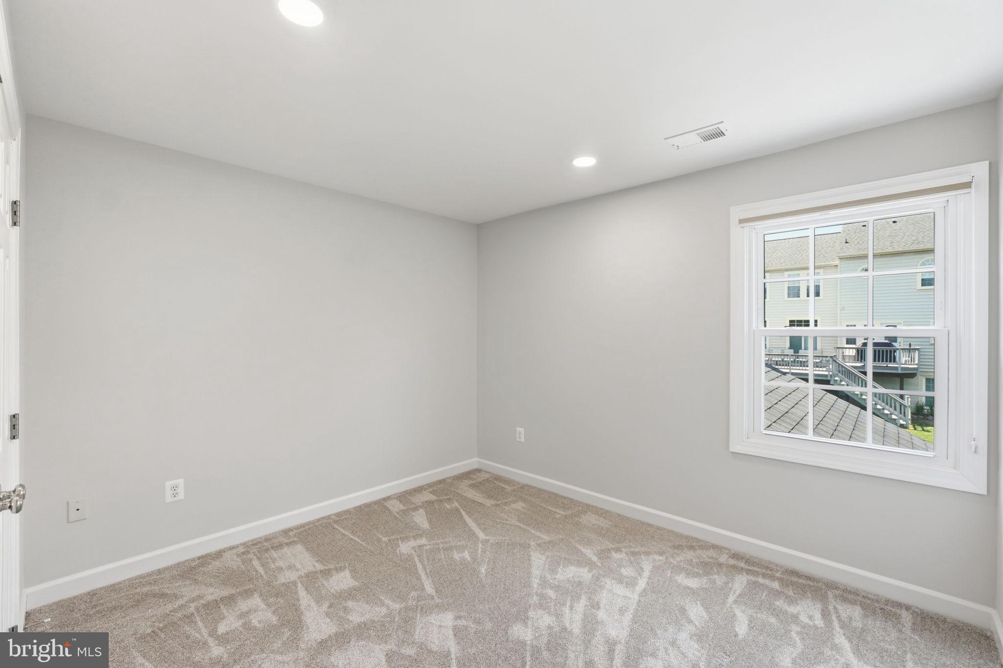 10816 Maplecrest Lane Potomac, MD 20854 - Photo 17 of 34 Bedroom #2 with Brand new carperting