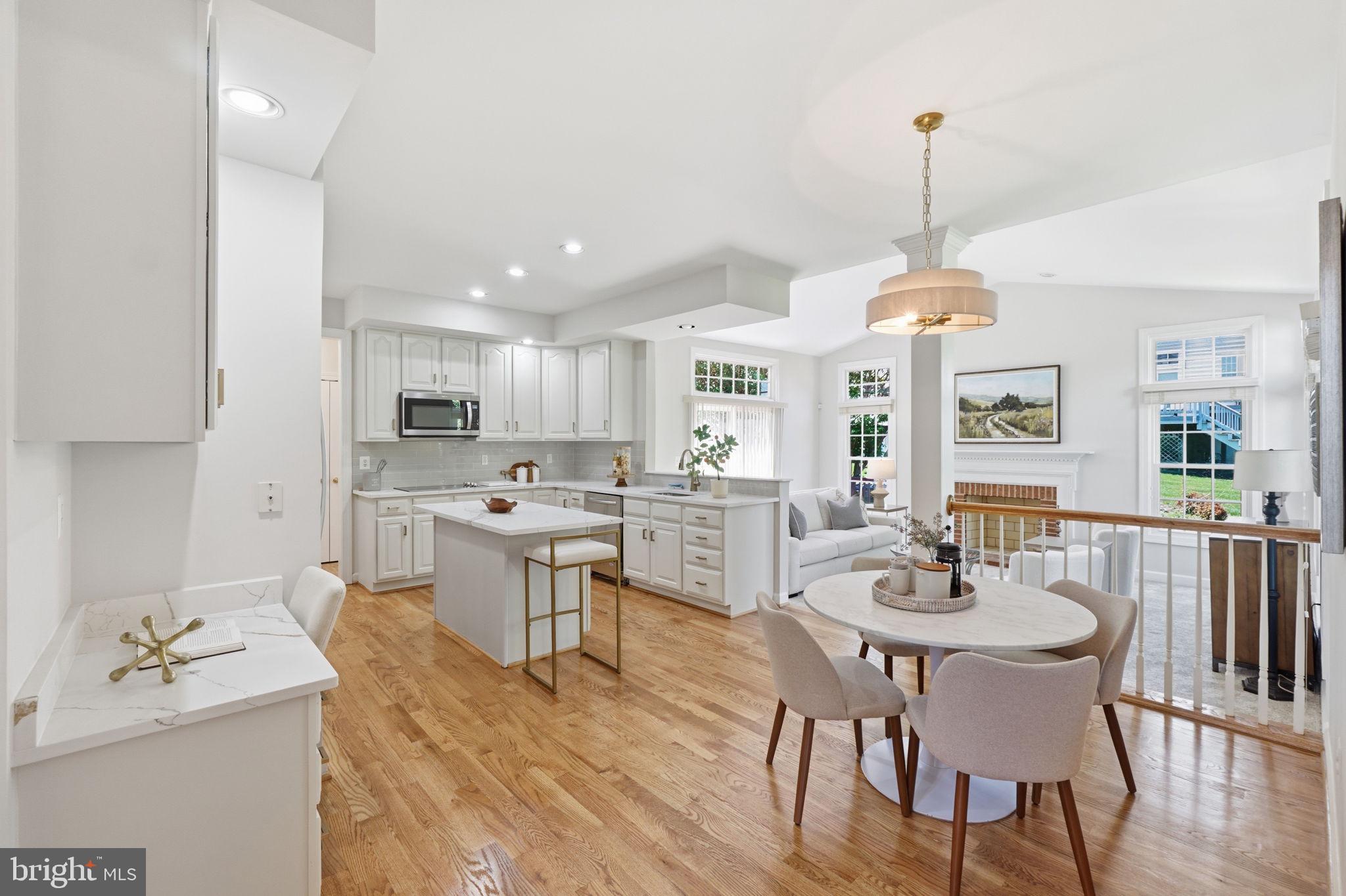 10816 Maplecrest Lane Potomac, MD 20854 - Photo 2 of 34 Refreshed Kitchen
