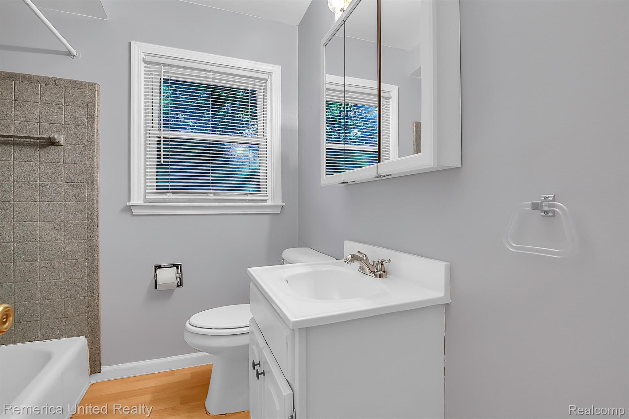 387 Longfellow Inkster, MI 48141 - Photo 14 of 22 Gallery Image 14