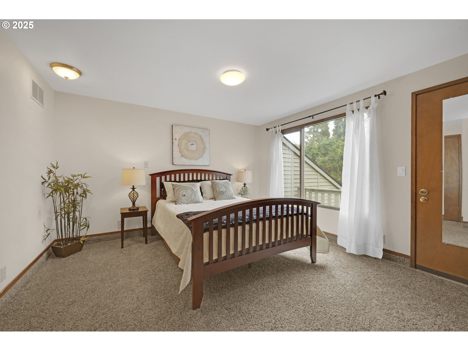 36 Fairway Loop Eugene, OR 97401 - Photo 16 of 36 Bedroom, Primary
