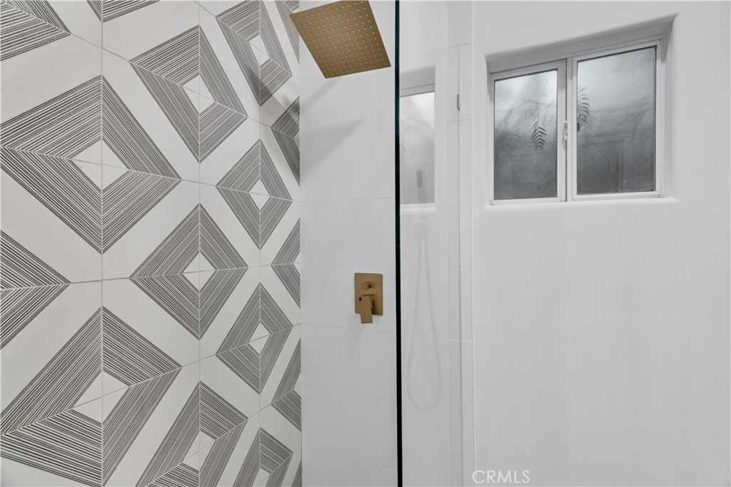 4295 Union Road Paso Robles, CA 93446 - Photo 20 of 27 a view of an entryway