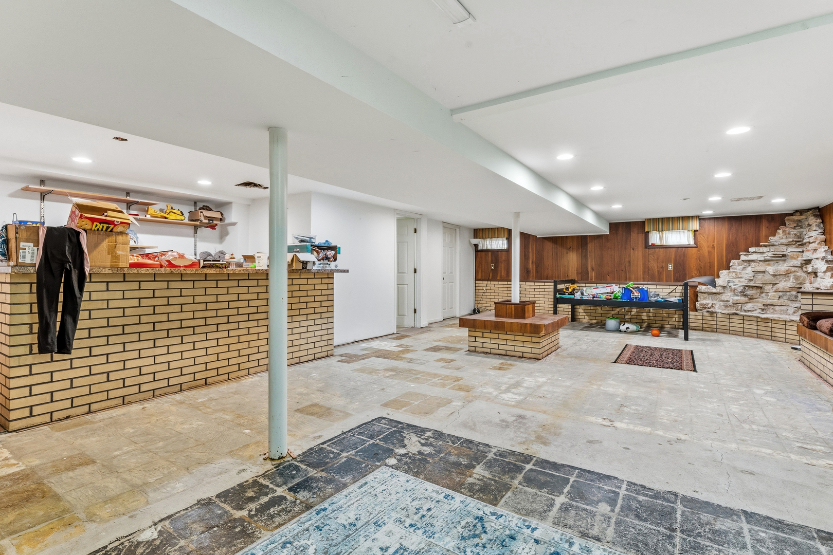 4855 North Sayre Avenue Chicago, IL 60656 - Photo 15 of 17