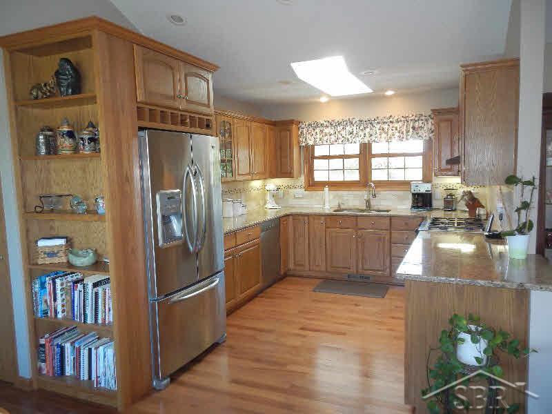 3721 Lone Road Freeland, MI 48623 - Photo 34 of 53 20364647-33.JPG