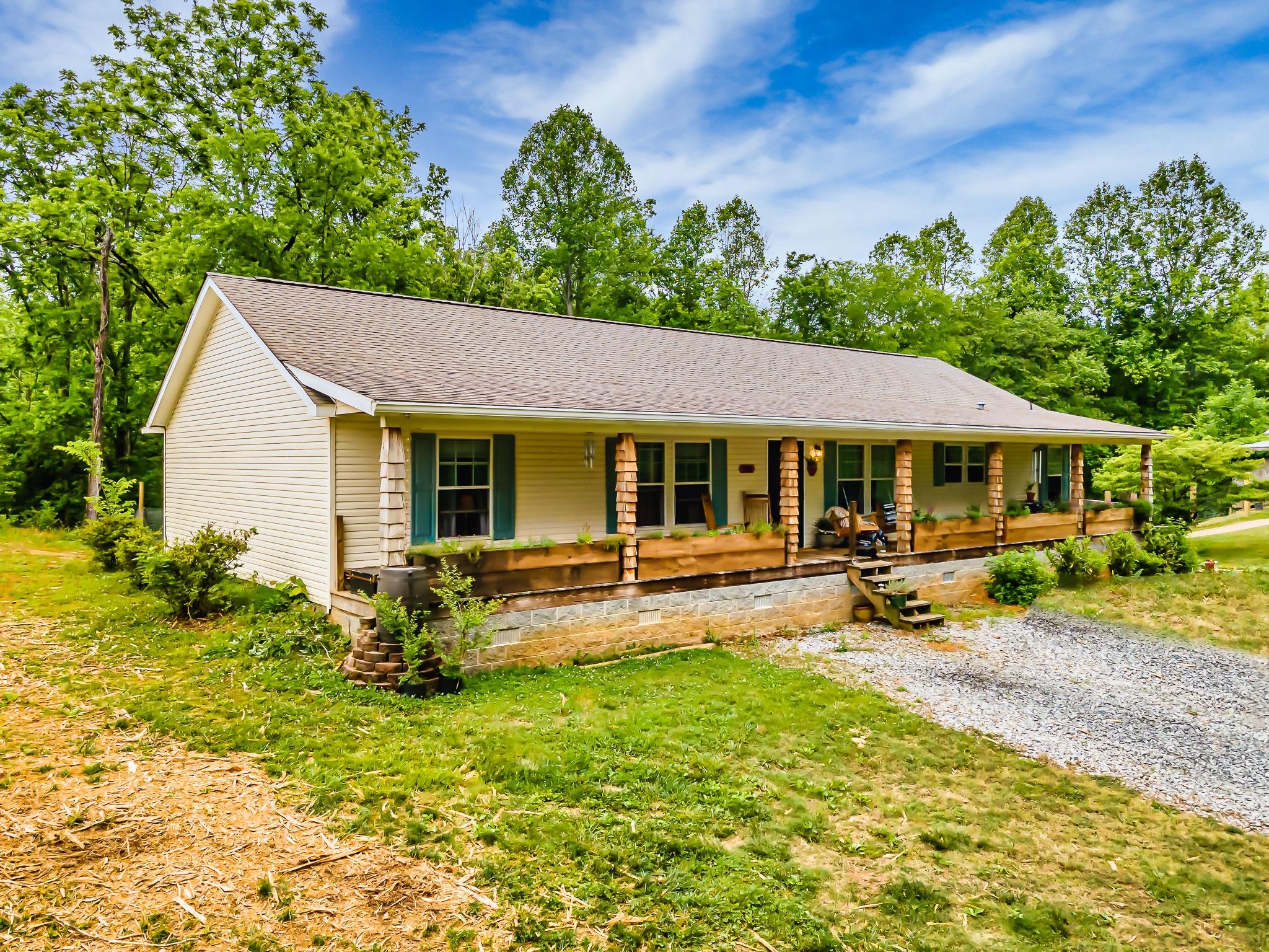 1261 Ellejoy Road Seymour, TN 37865 - Photo 2 of 38 1261E-2
