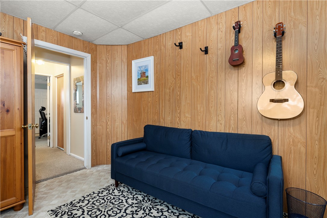 231 Smith Street Warwick, RI 02886 - Photo 18 of 27