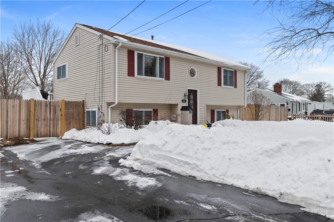 231 Smith Street Warwick, RI 02886 - Photo 24 of 27