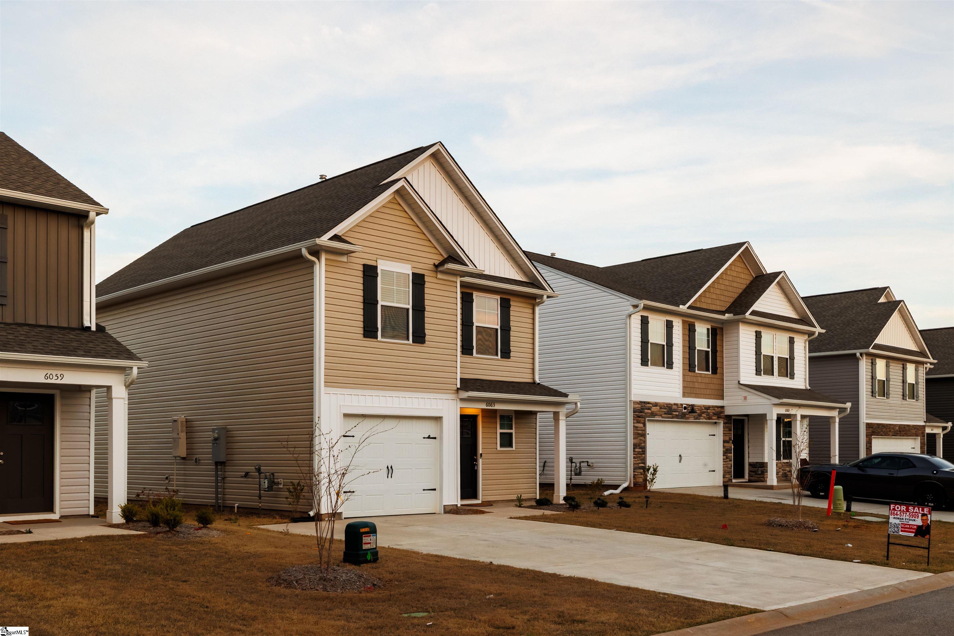 6063 Willutuck Drive Boiling Springs, SC 29316 - Photo 2 of 37