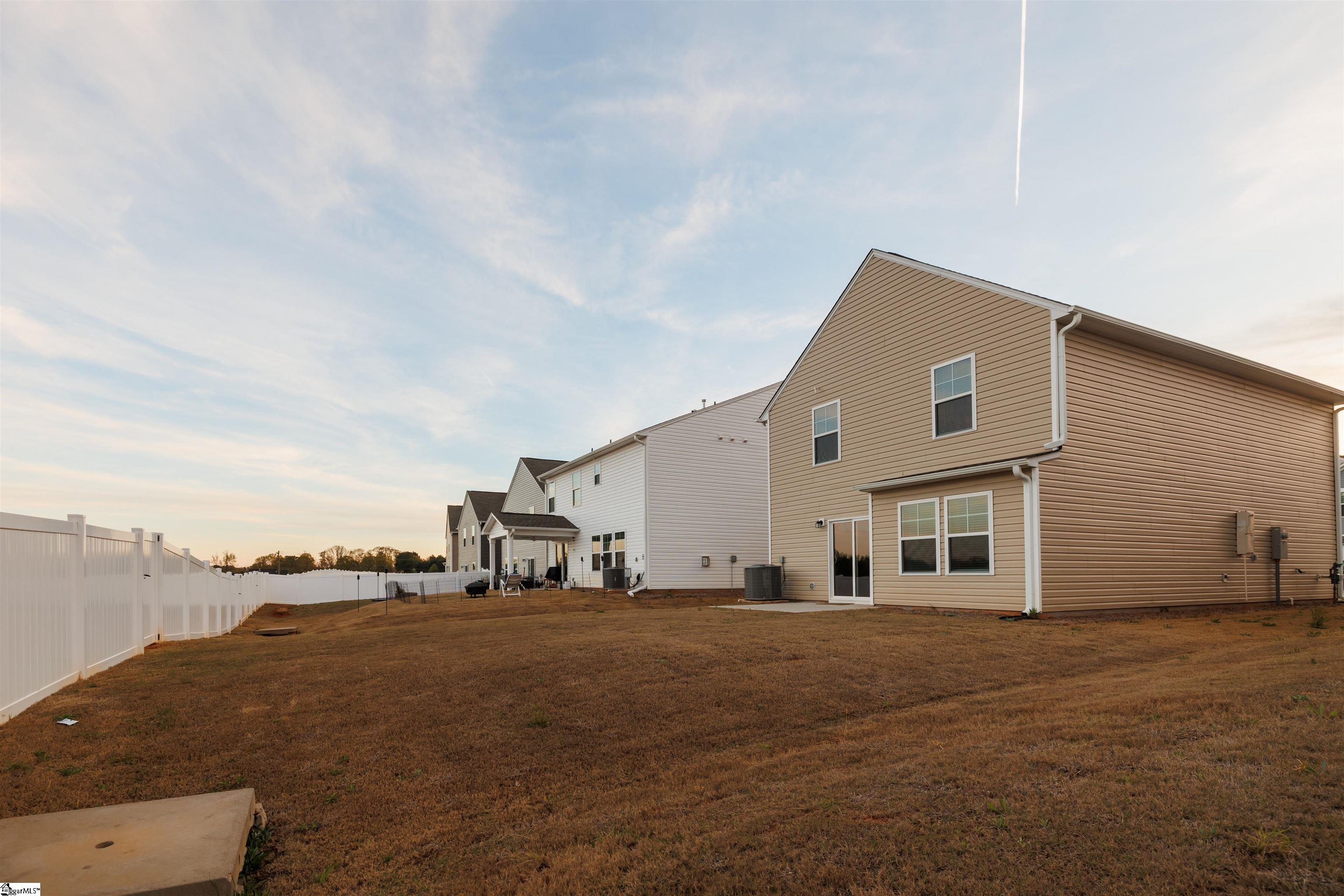 6063 Willutuck Drive Boiling Springs, SC 29316 - Photo 4 of 37