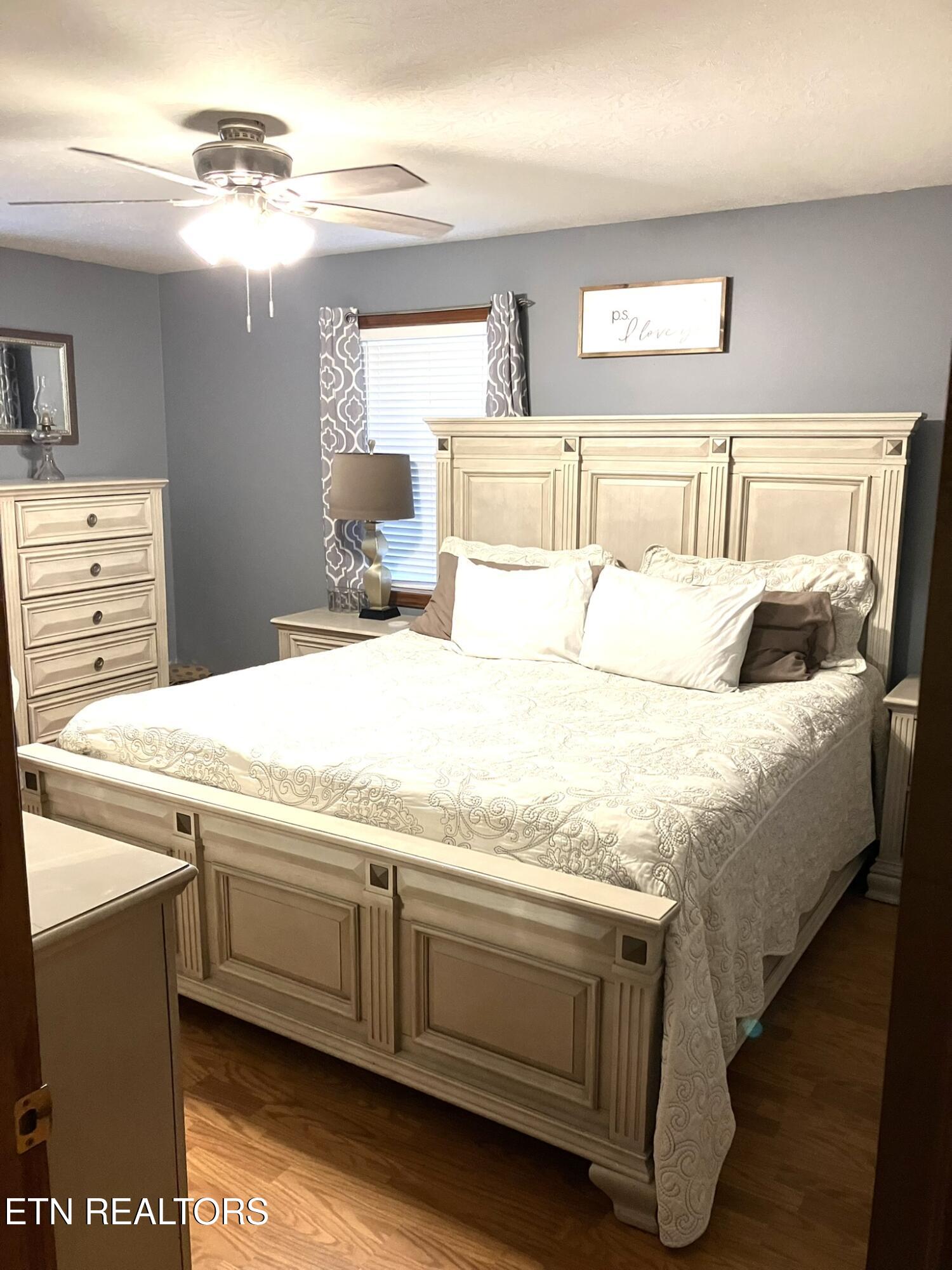 2712 Tinchtown Road Jamestown, TN 38556 - Photo 14 of 34 Master Bedroom 1