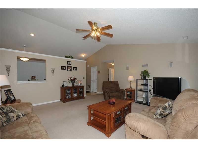 6624 Furnas Road Indianapolis, IN 46221 - Photo 3 of 14