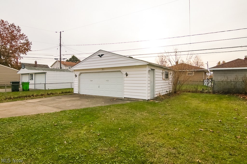 12400 Orme Road Cleveland, OH 44125 - Photo 2 of 13