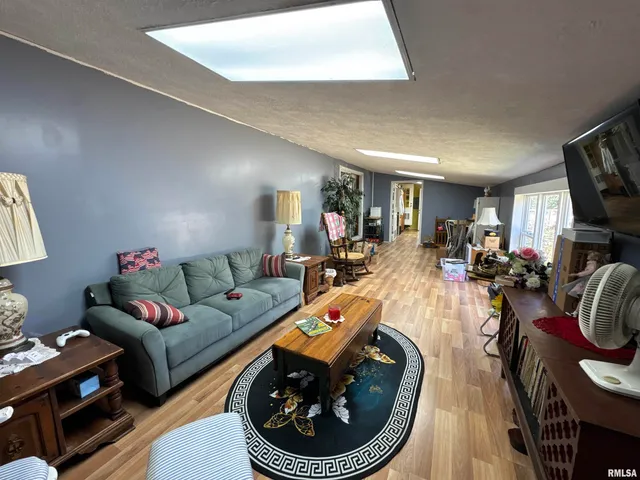 $272,500 | 3920 Herrin Road, Carterville, IL 62918