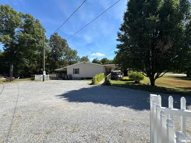 $272,500 | 3920 Herrin Road, Carterville, IL 62918