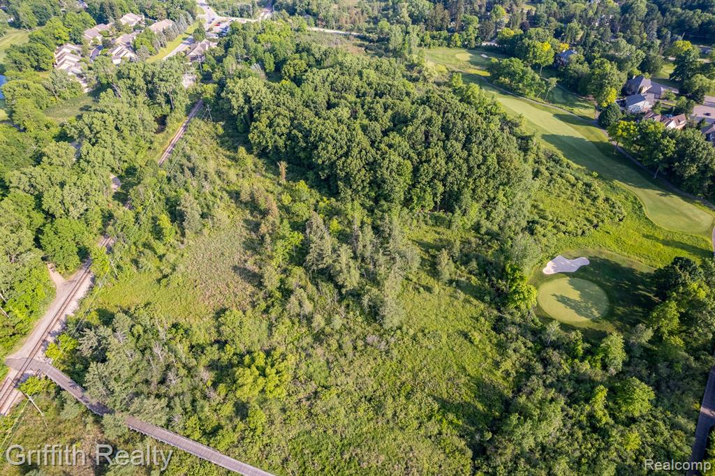 4433 Brighton Road Howell, MI 48843 - Photo 21 of 29