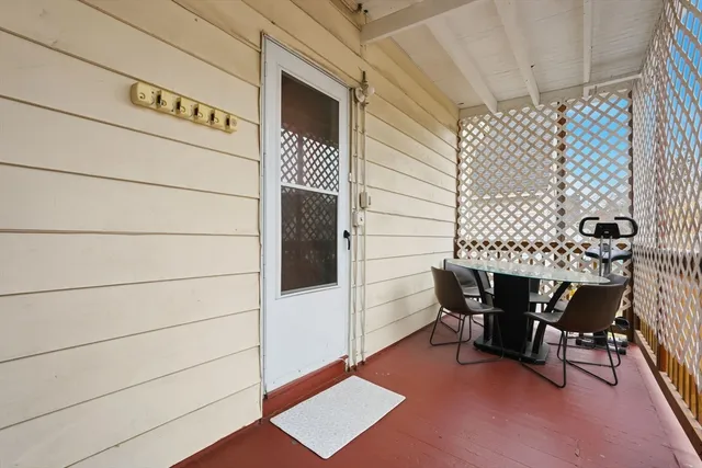 $385,000 | 50-52 Maynard Street, Springfield, MA 01109