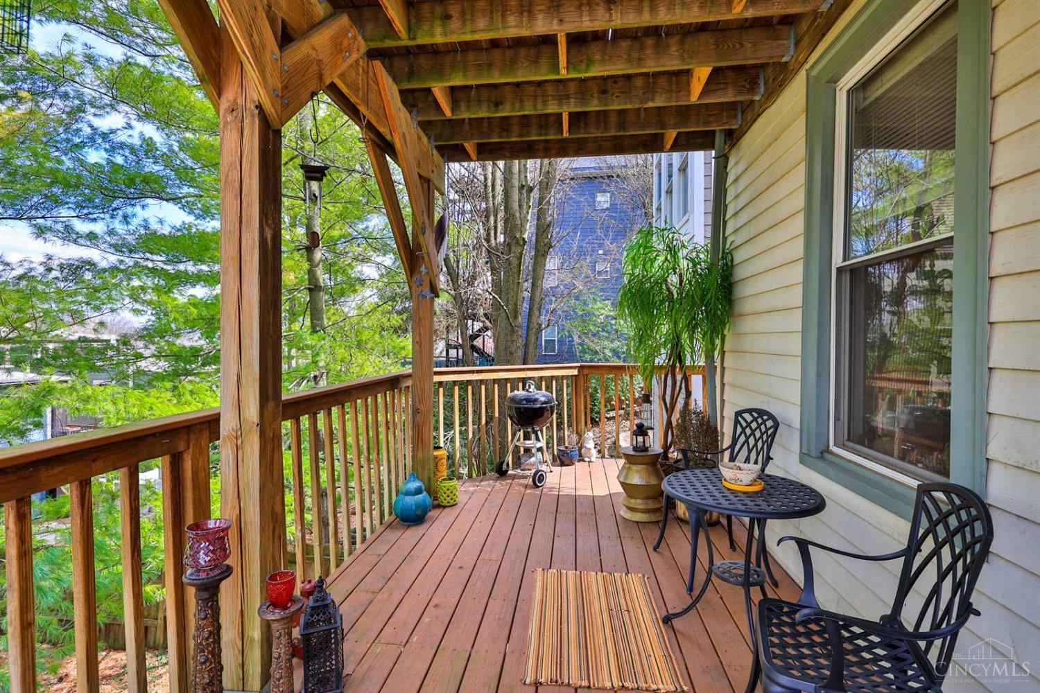 982 Hatch Street Cincinnati, OH 45202 - Photo 28 of 49