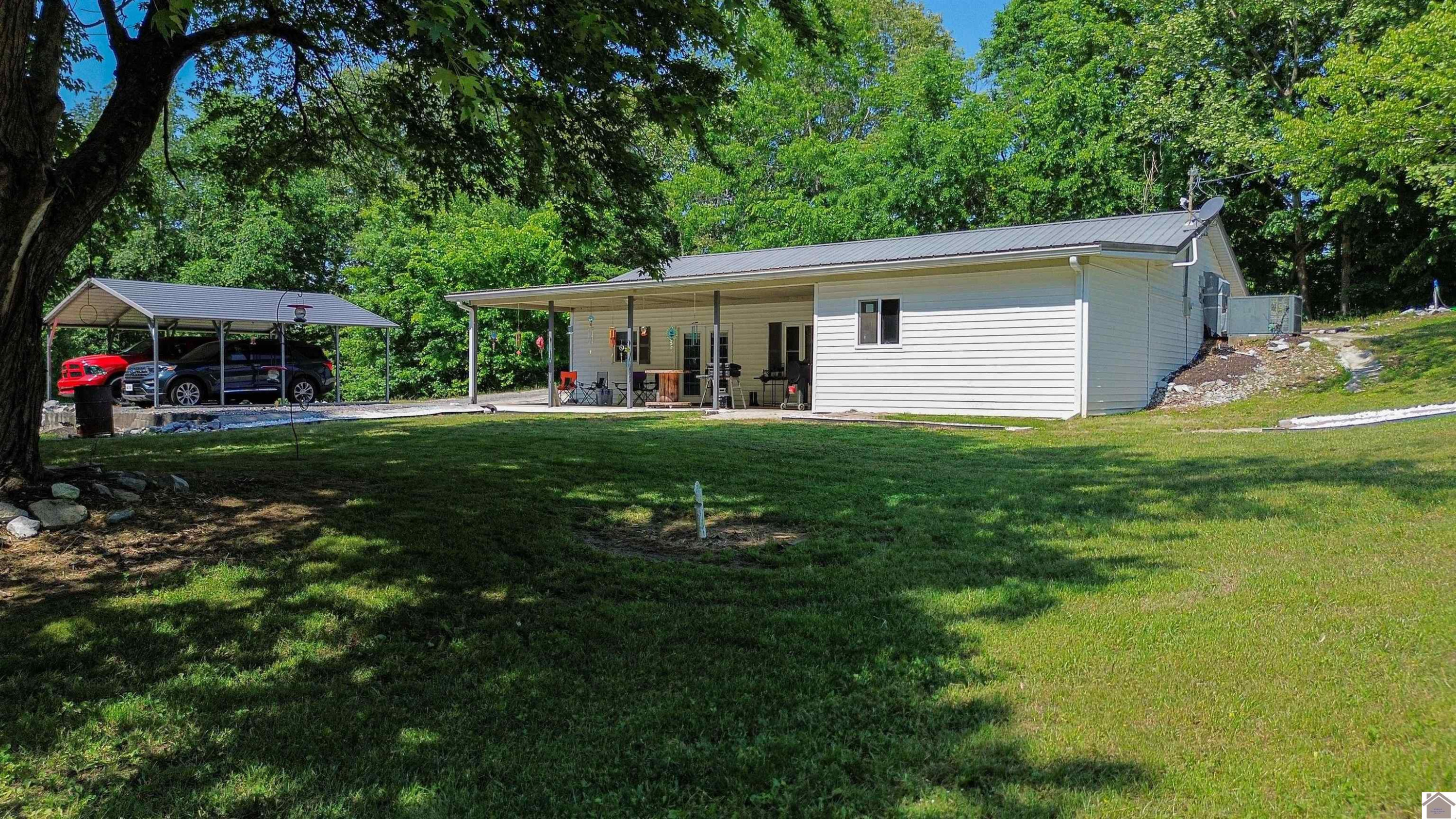 771 Paradise Road Grand Rivers, KY 42045 - Photo 13 of 25 Photo 13