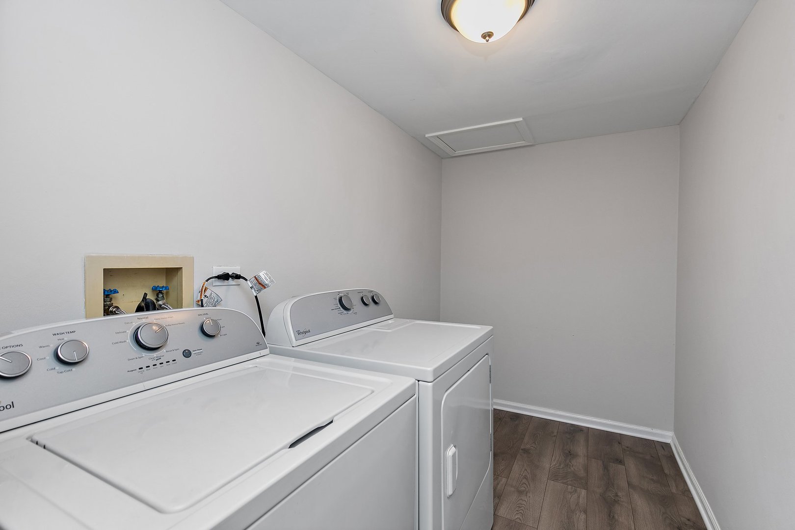 240 Penny Lane Bolingbrook, IL 60440 - Photo 13 of 22 a utility room with dryer and washer