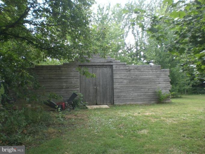 3905 Boteler Road Mount Airy, MD 21771 - Photo 3 of 26 Log shed for storage