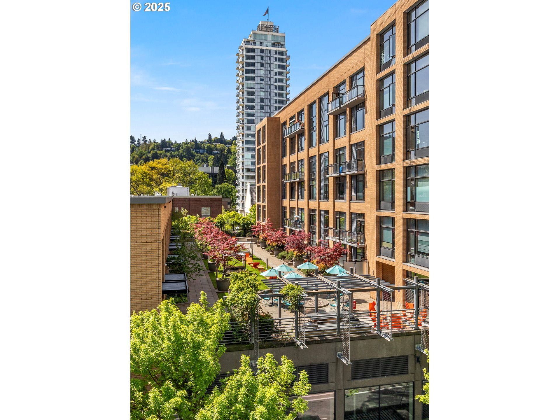 1221 Southwest 10th Avenue, Unit 505 Portland, OR 97205 - Photo 20 of 41 a city view with tall buildings