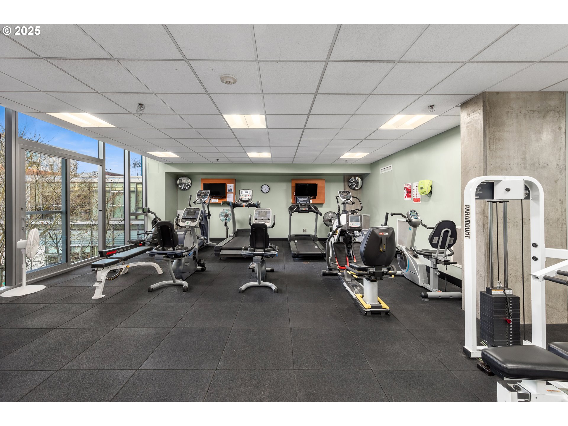 1221 Southwest 10th Avenue, Unit 505 Portland, OR 97205 - Photo 37 of 41 a view of a room with gym equipment