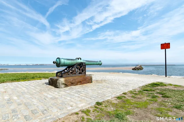 $169,900 | 20 Amsterdam Avenue, Unit 2E, Bridgeport, CT 06606