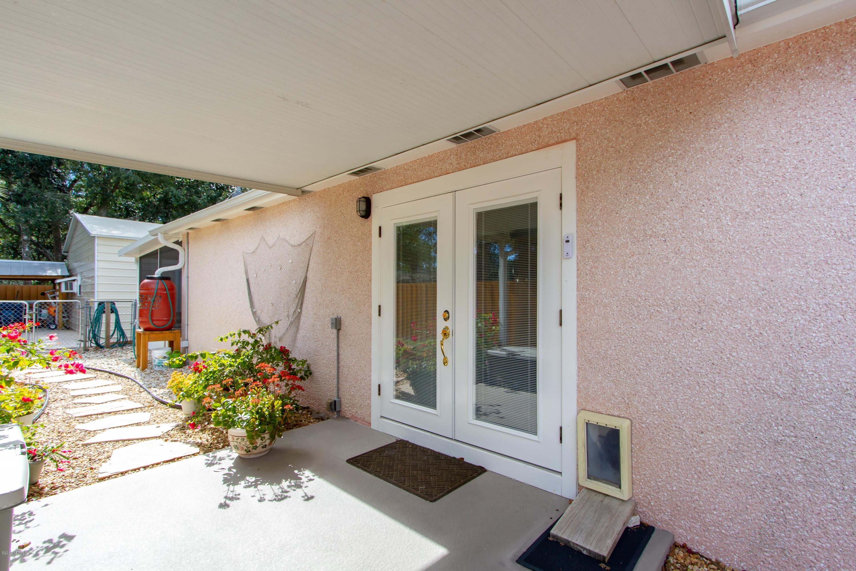367 Shamrock Road St. Augustine, FL 32086 - Photo 28 of 58 a view of a entryway of the house