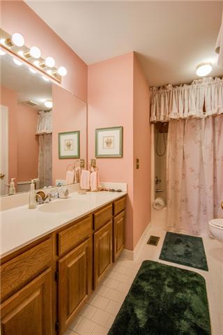 136 Pepper Ridge Circle Antioch, TN 37013 - Photo 11 of 20 Master Bath