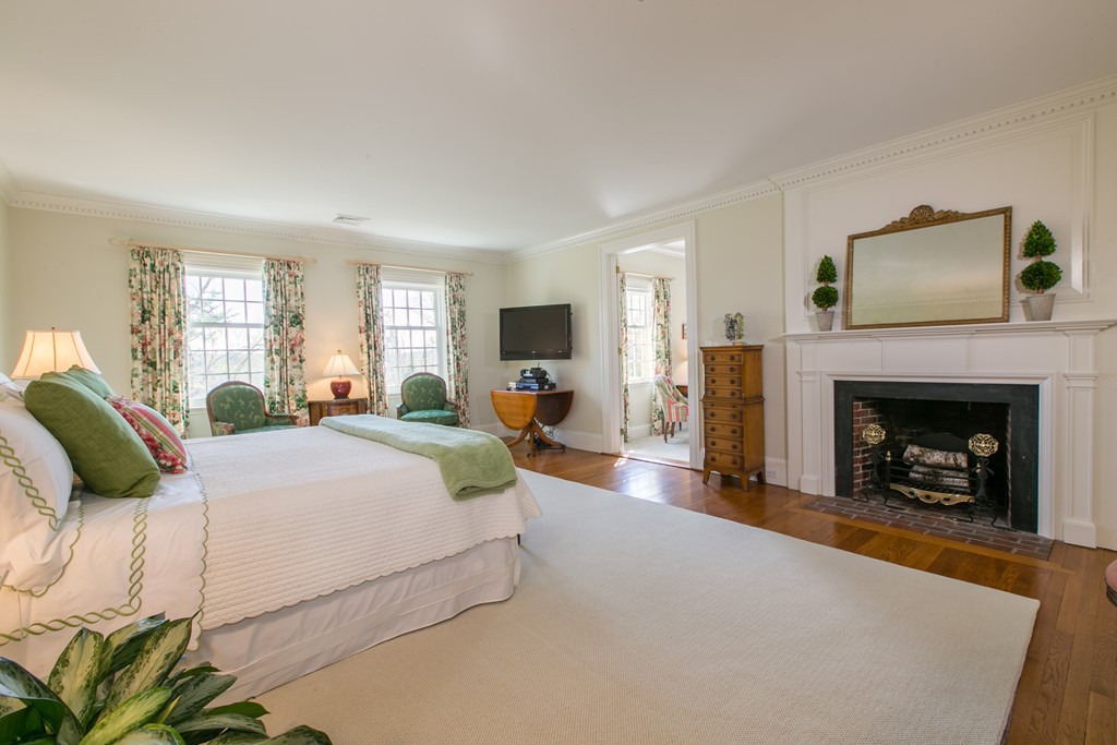 525 Lexington Road Concord, MA 01742 - Photo 23 of 30